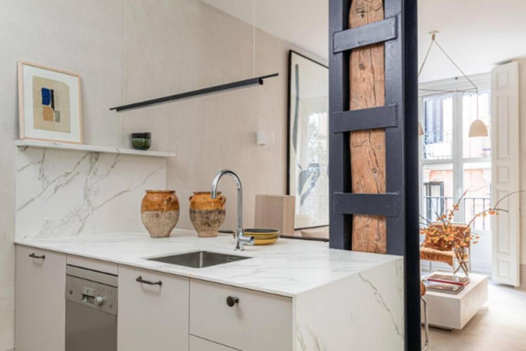 Apartamento Exclusivo En Neptuno Apartment Мадрид Екстериор снимка